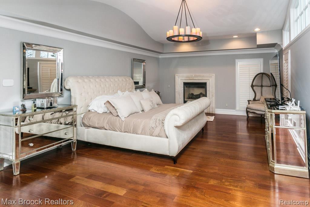 180 Ravine Road Birmingham, MI 48009 - Photo 24 of 41 180RavineRd-24.jpg