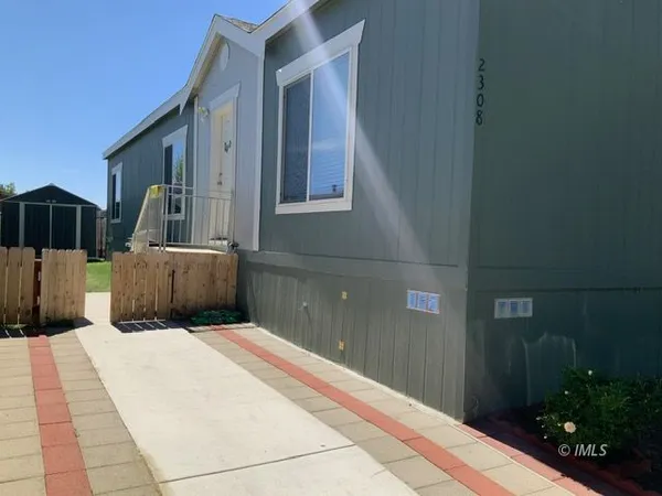$199,900 | 2308 Loch Lomond Avenue, Bishop, CA 93514