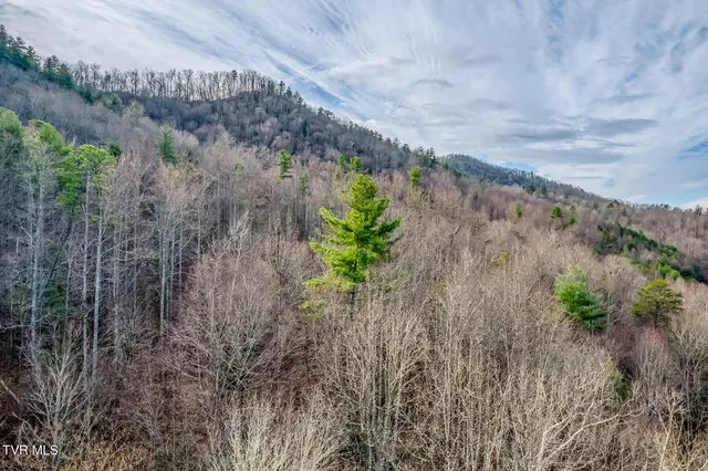 $199,900 | 902 R D Campbell Road, Butler, TN 37640