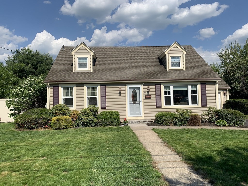 89 Chesterfield Avenue Springfield, MA 01118 - Photo 1 of 32 Gallery Image 1