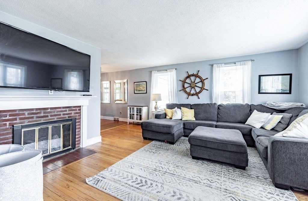 89 Chesterfield Avenue Springfield, MA 01118 - Photo 14 of 32 Gallery Image 14