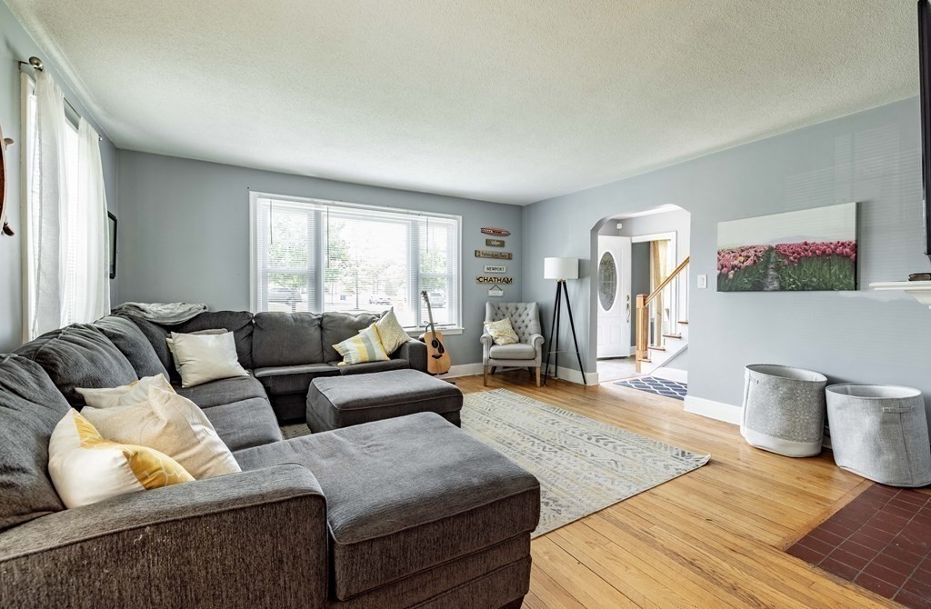 89 Chesterfield Avenue Springfield, MA 01118 - Photo 15 of 32 Gallery Image 15