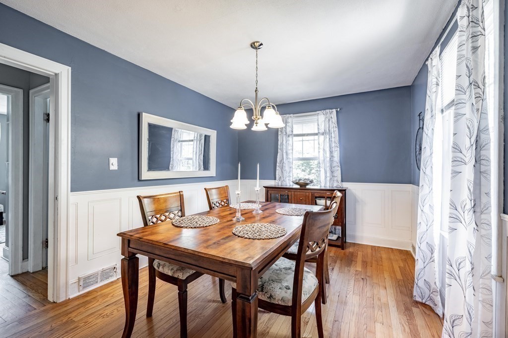 89 Chesterfield Avenue Springfield, MA 01118 - Photo 10 of 32 Gallery Image 10