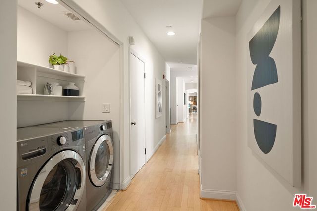 $1,550,000 | 11916 Gorham Avenue, Unit 302, Los Angeles, CA 90049