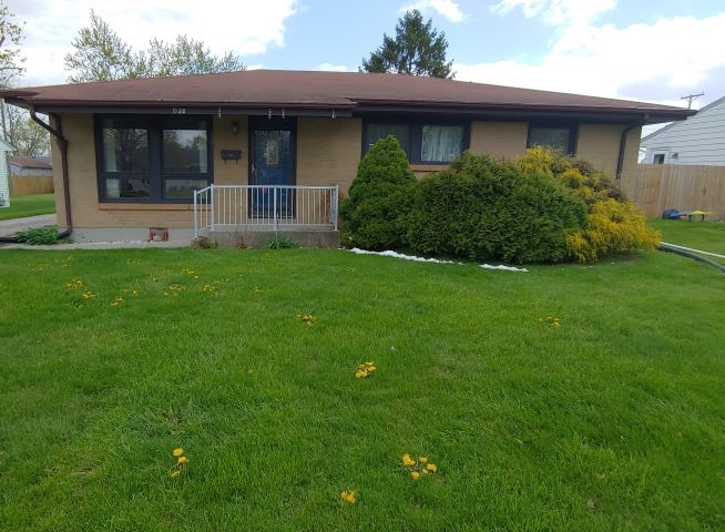 1128 Mix Avenue Decatur, IN 46733 - Photo 2 of 16