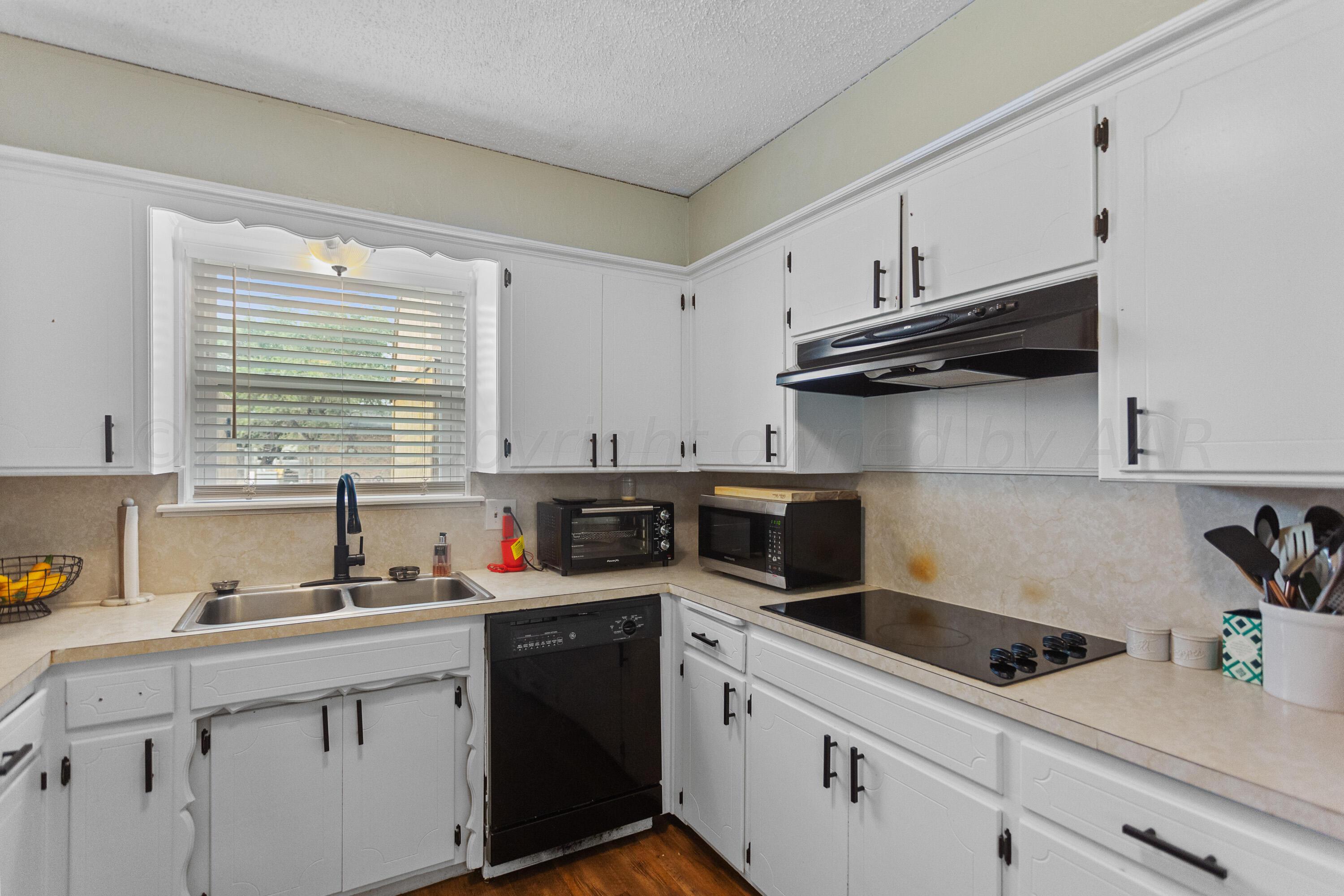 828 Jordan White Deer, TX 79097 - Photo 13 of 29 KCP_0030