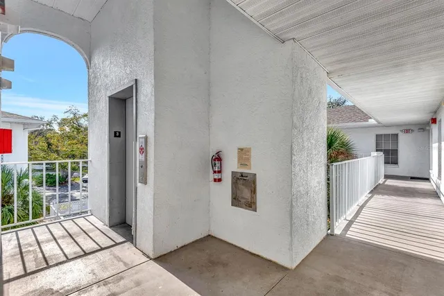 $158,000 | 6304 Pointe W Boulevard West, Unit A303, Bradenton, FL 34209