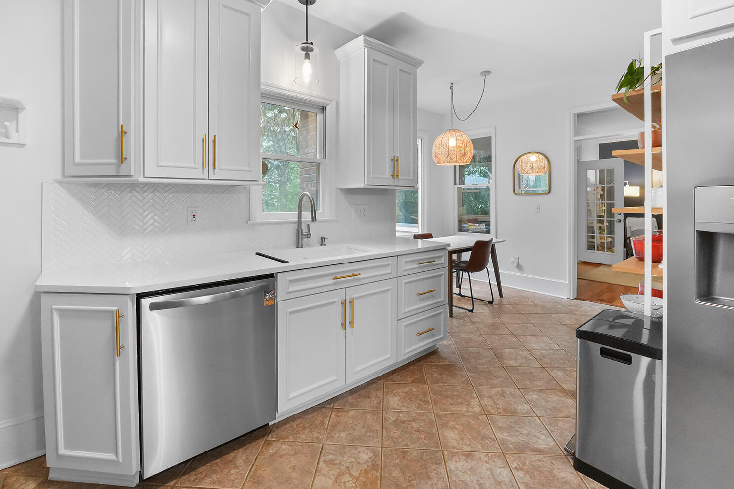 391 Springfield Road Mount Pleasant, SC 29464 - Photo 6 of 68 DSC02267
