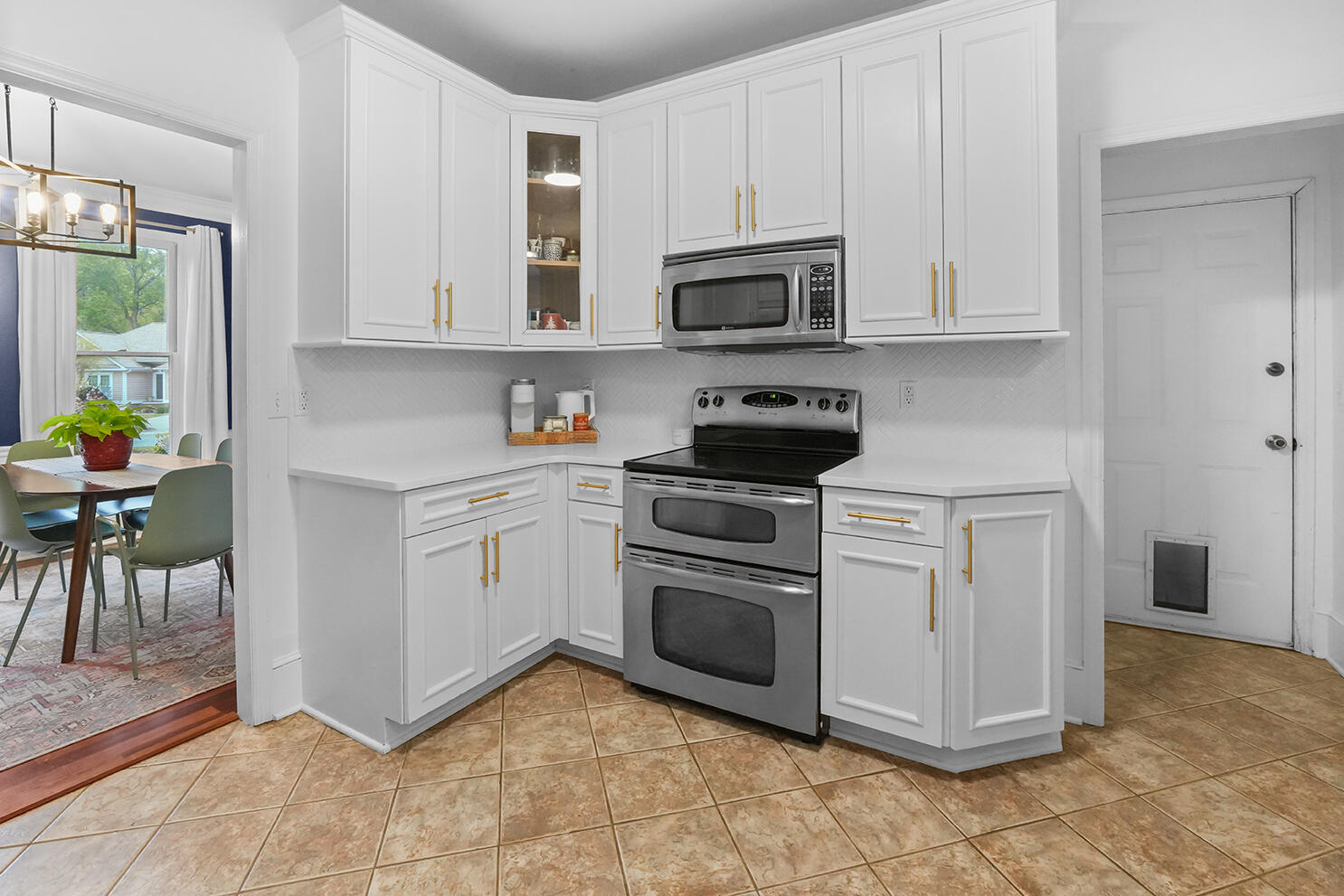 391 Springfield Road Mount Pleasant, SC 29464 - Photo 7 of 68 DSC02262