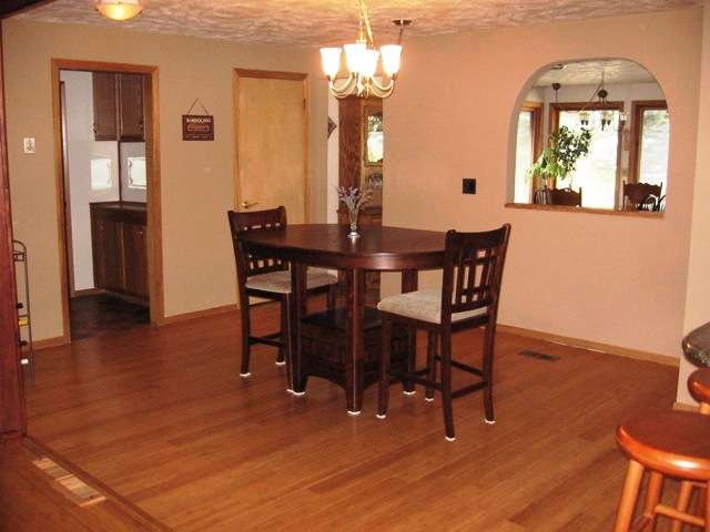 7526 East Bigelow Gulch Road Spokane, WA 99217 - Photo 3 of 9 Gallery Image 3