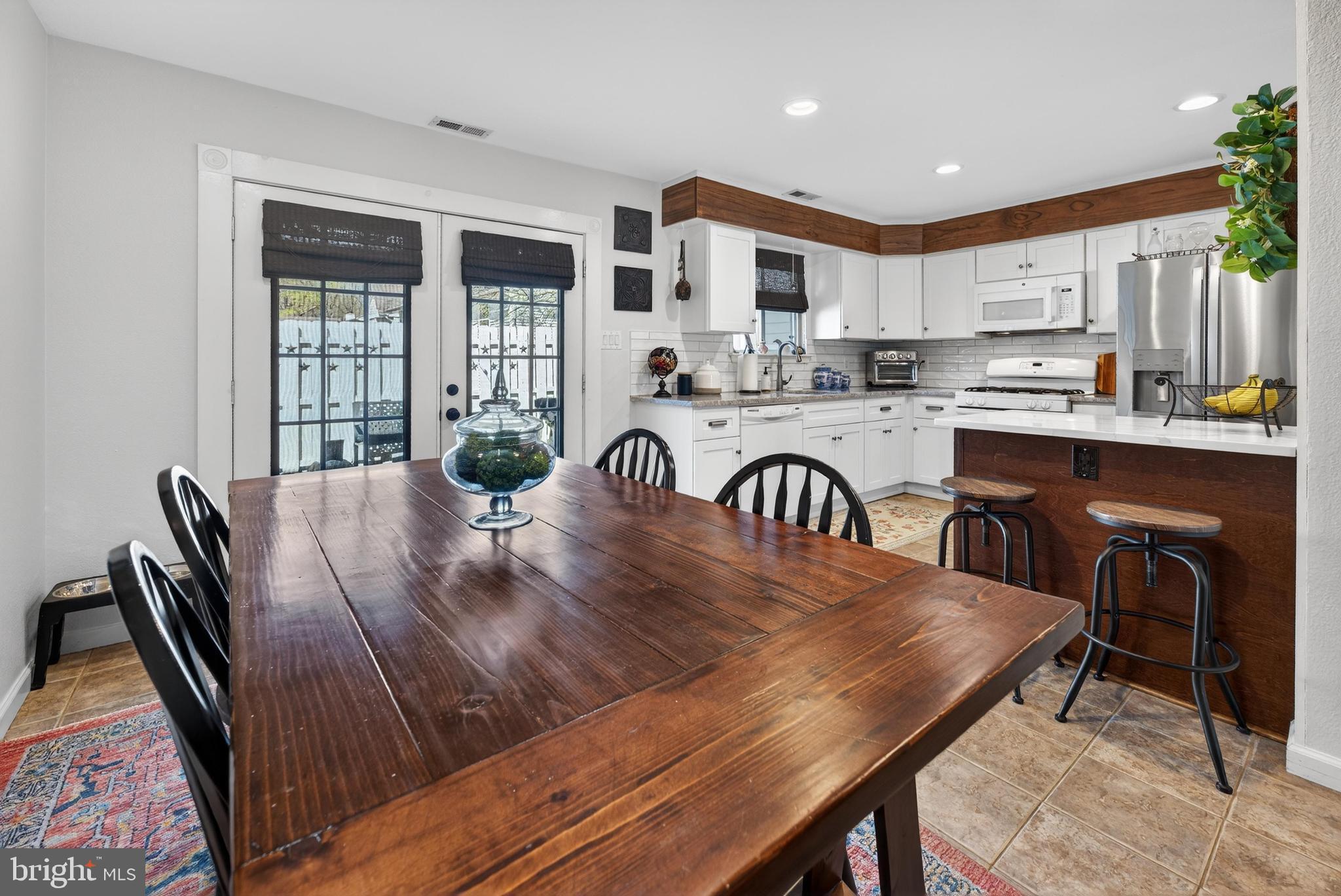 213 Balin Court Mantua, NJ 08051 - Photo 7 of 25
