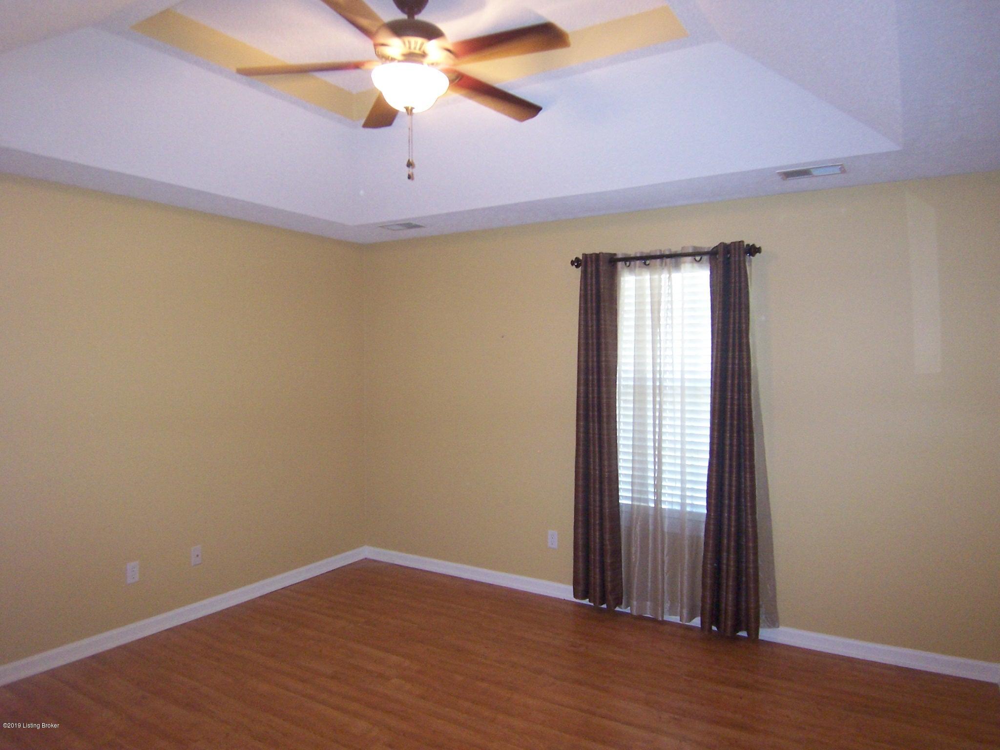 515 Ed Pile Road Bardstown, KY 40004 - Photo 10 of 25 Master suite with decorative ceiling & hardwood floors.