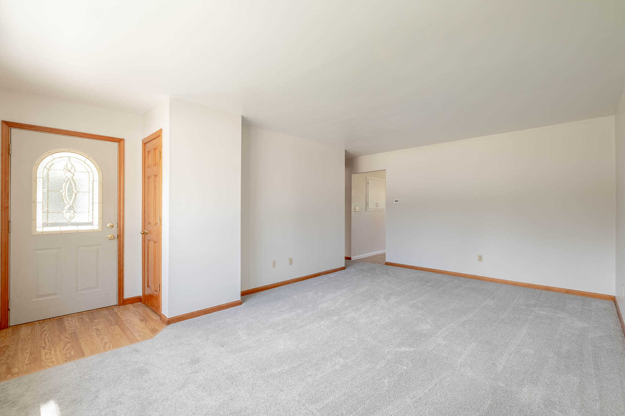 2708 Pershing Avenue Sheboygan, WI 53083 - Photo 2 of 17 Pershing - 011