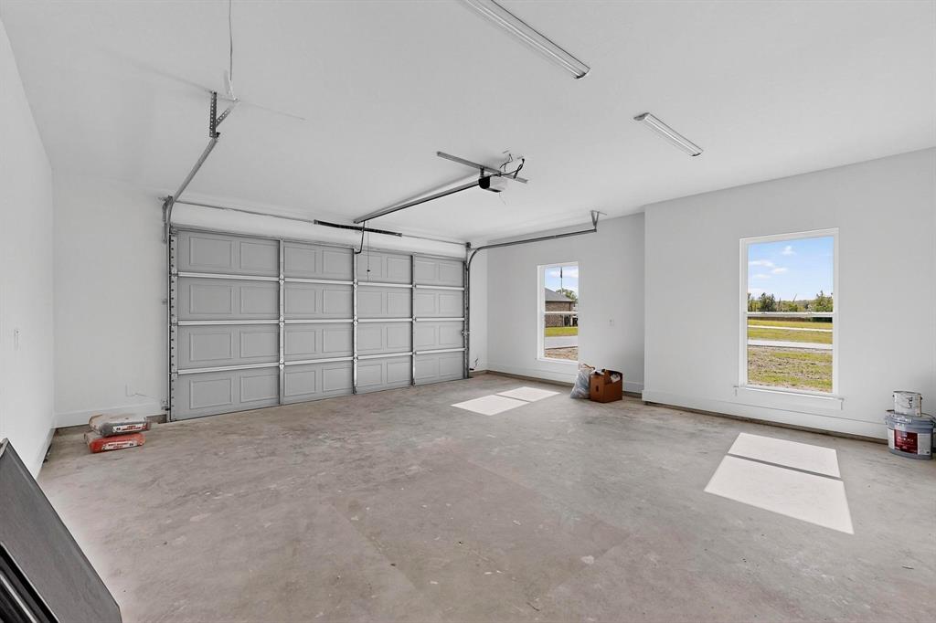 178 Private Road Canton, TX 75103 - Photo 29 of 38 a view of a room with gym equipment and windows