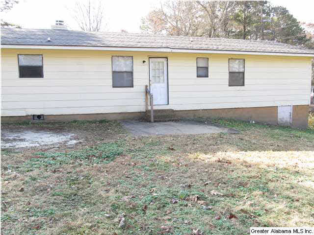 417 Hilltop Road Weaver, AL 36277 - Photo 4 of 28