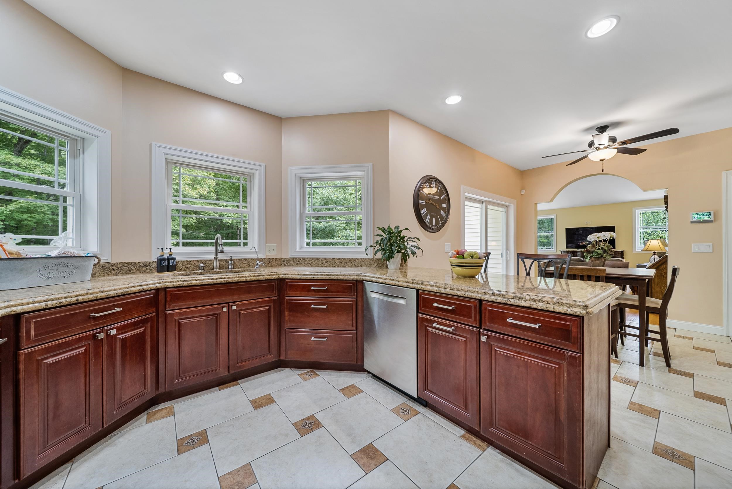 89 Woodhill Road Bow, NH 03304 - Photo 15 of 60