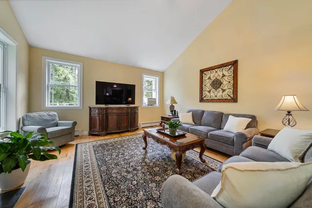 $825,000 | 89 Woodhill Road, Bow, NH 03304