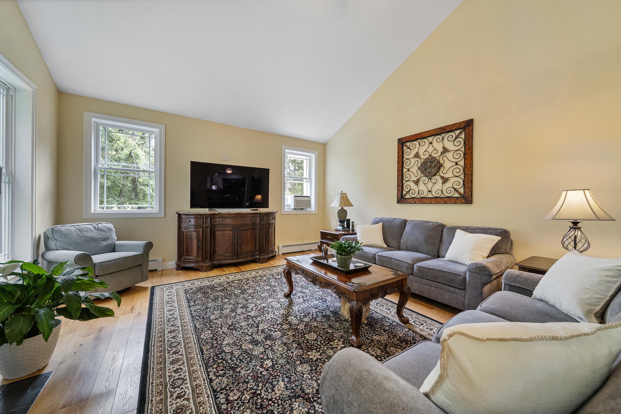 89 Woodhill Road Bow, NH 03304 - Photo 18 of 60