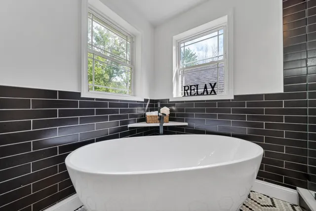 $825,000 | 89 Woodhill Road, Bow, NH 03304