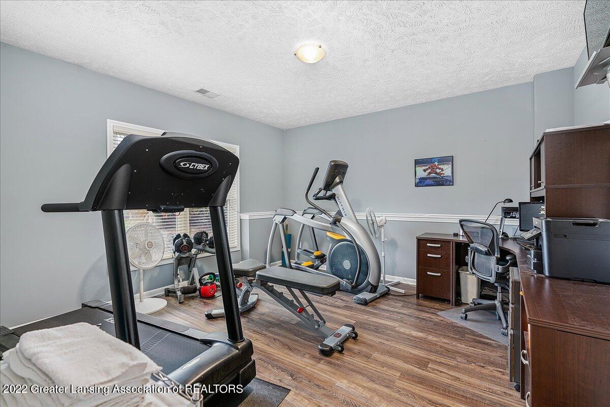 3866 Rudyard Way Lansing, MI 48906 - Photo 27 of 58 42-Media Jett-36