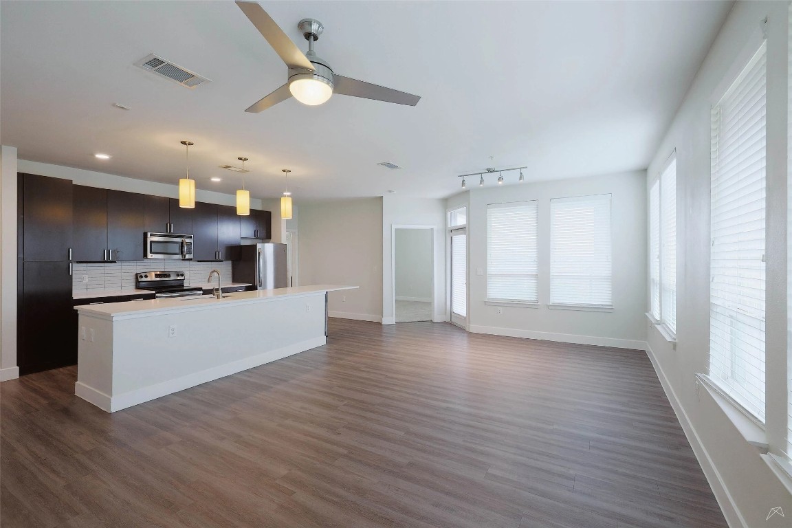 4800 Steiner Ranch Boulevard, Unit 14205 Austin, TX 78732 - Photo 15 of 31 Up to 8 weeks free rent plus reduced deposits!