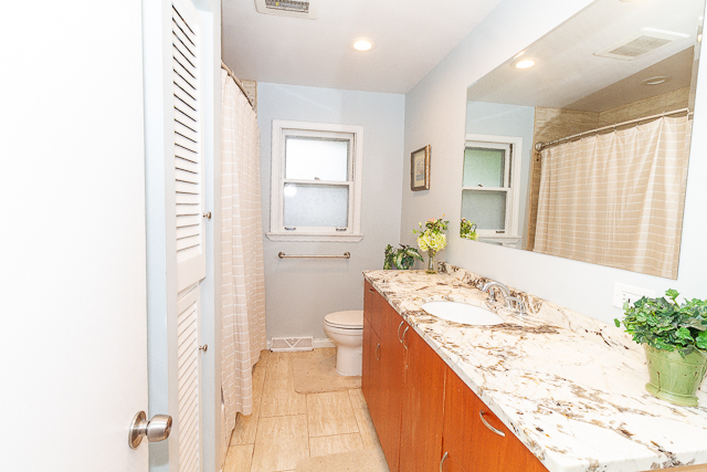 518 High Ridge Road Hillside, IL 60162 - Photo 22 of 34