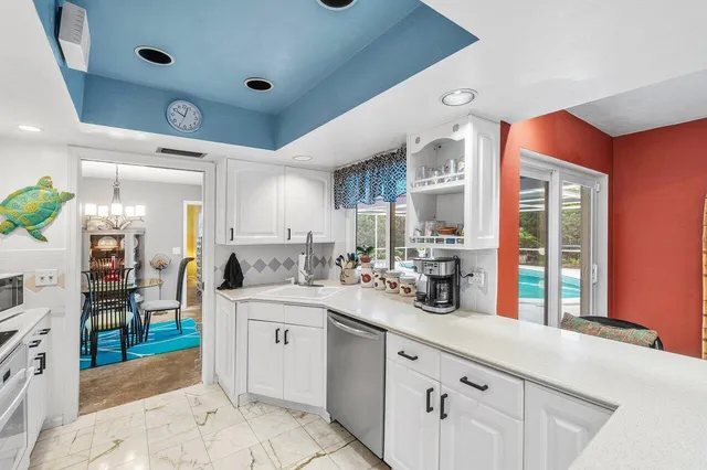 $685,000 | 1220 Southwest 25th Place, Boynton Beach, FL 33426