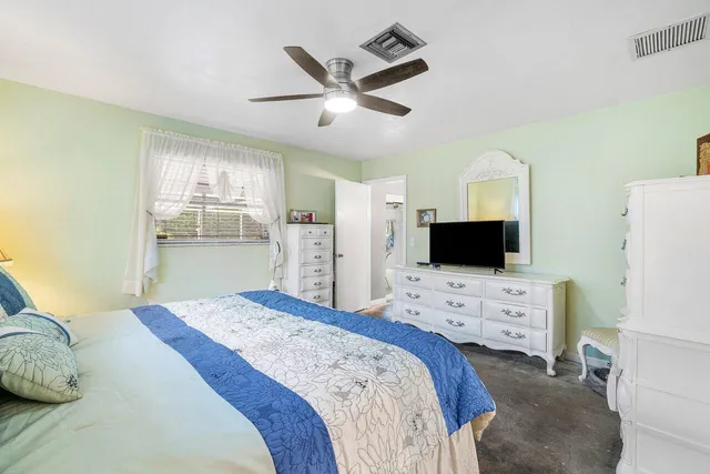 $685,000 | 1220 Southwest 25th Place, Boynton Beach, FL 33426