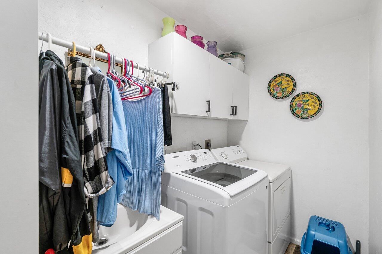 1220 Southwest 25th Place Boynton Beach, FL 33426 - Photo 26 of 62 Laundry Under Air