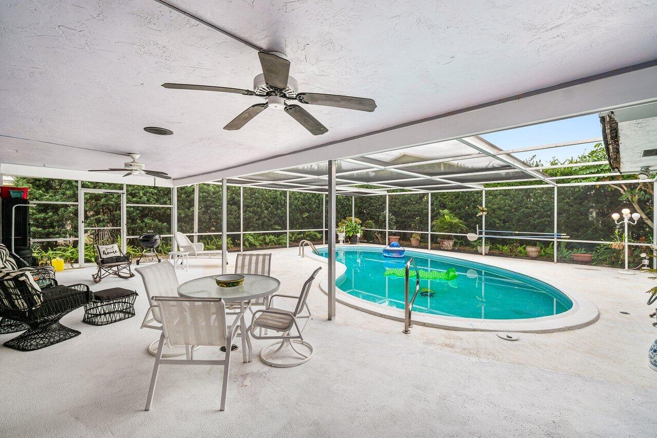 1220 Southwest 25th Place Boynton Beach, FL 33426 - Photo 27 of 62 Pool Patio