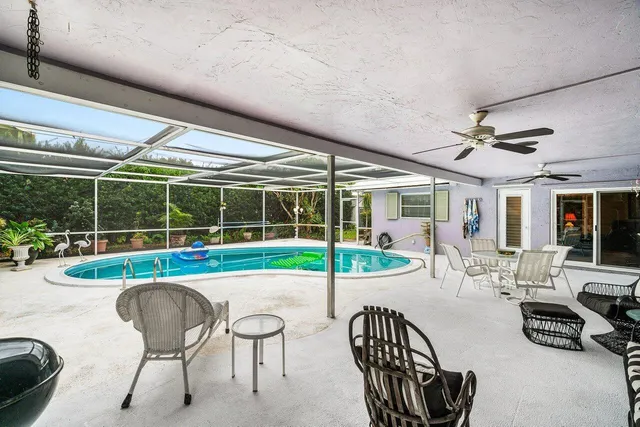 $685,000 | 1220 Southwest 25th Place, Boynton Beach, FL 33426