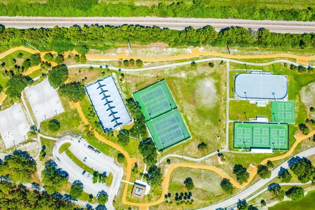 $685,000 | 1220 Southwest 25th Place, Boynton Beach, FL 33426