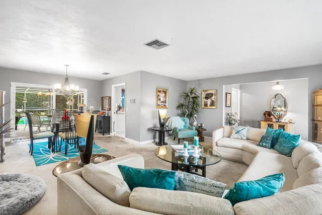 $685,000 | 1220 Southwest 25th Place, Boynton Beach, FL 33426