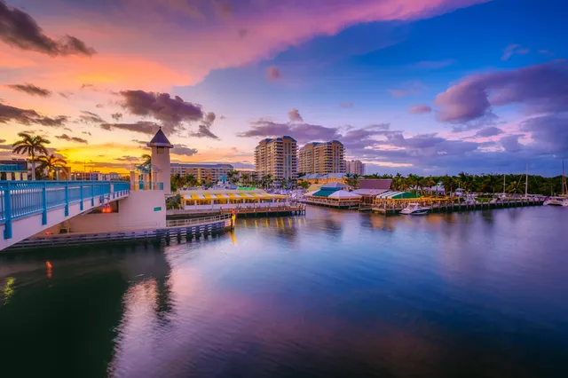 $685,000 | 1220 Southwest 25th Place, Boynton Beach, FL 33426