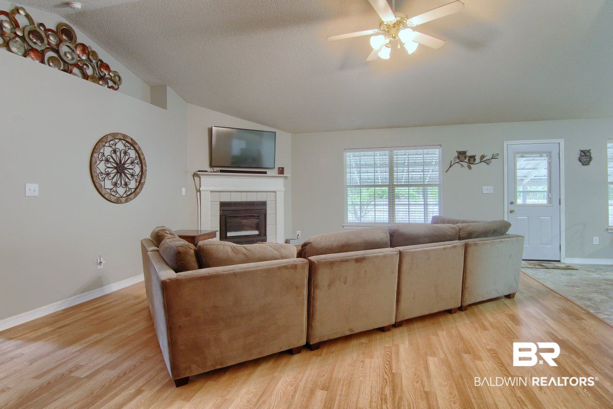 100 Washington Boulevard Foley, AL 36535 - Photo 7 of 26