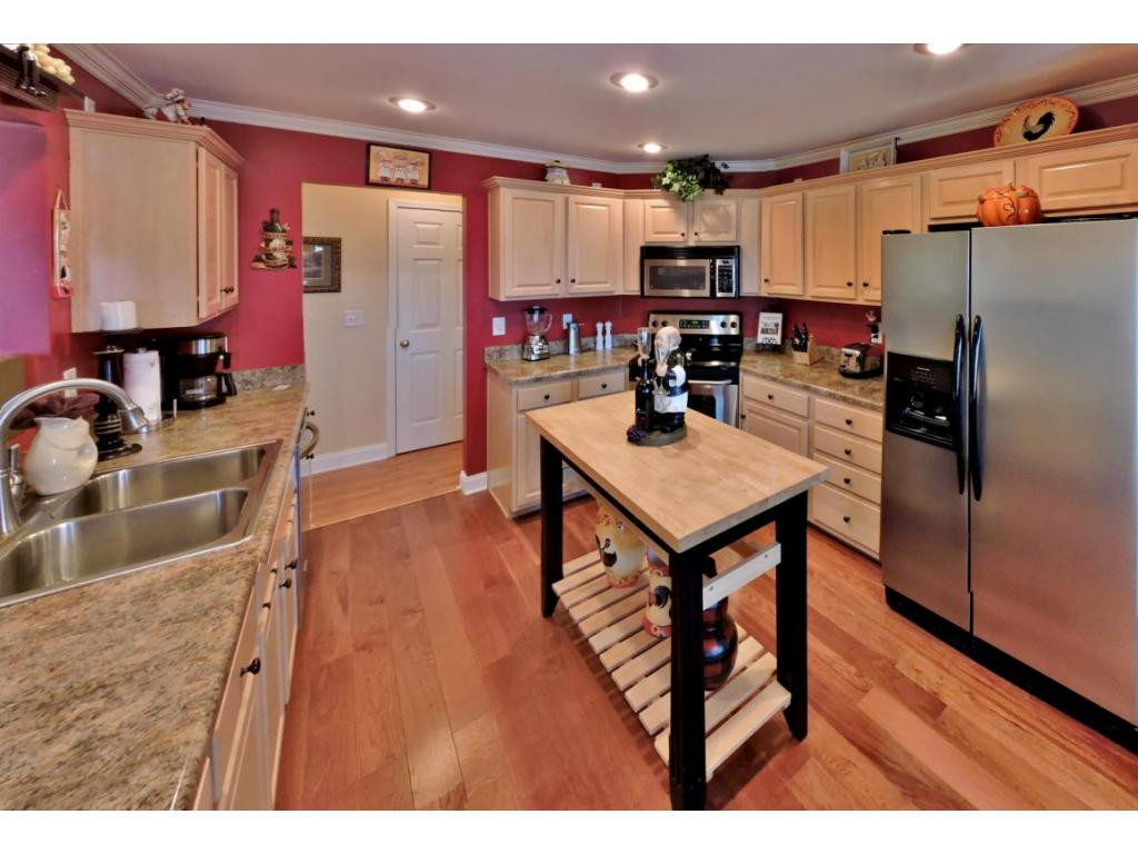 207 Ridgeview Meadows Drive Gray, TN 37615 - Photo 10 of 24 Photo 10