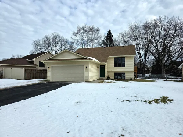 $420,000 | 3914 Westbury Trail, Eagan, MN 55123