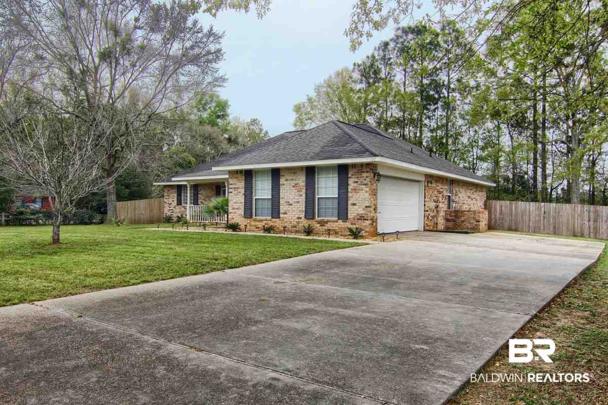 100 Washington Boulevard Foley, AL 36535 - Photo 3 of 26