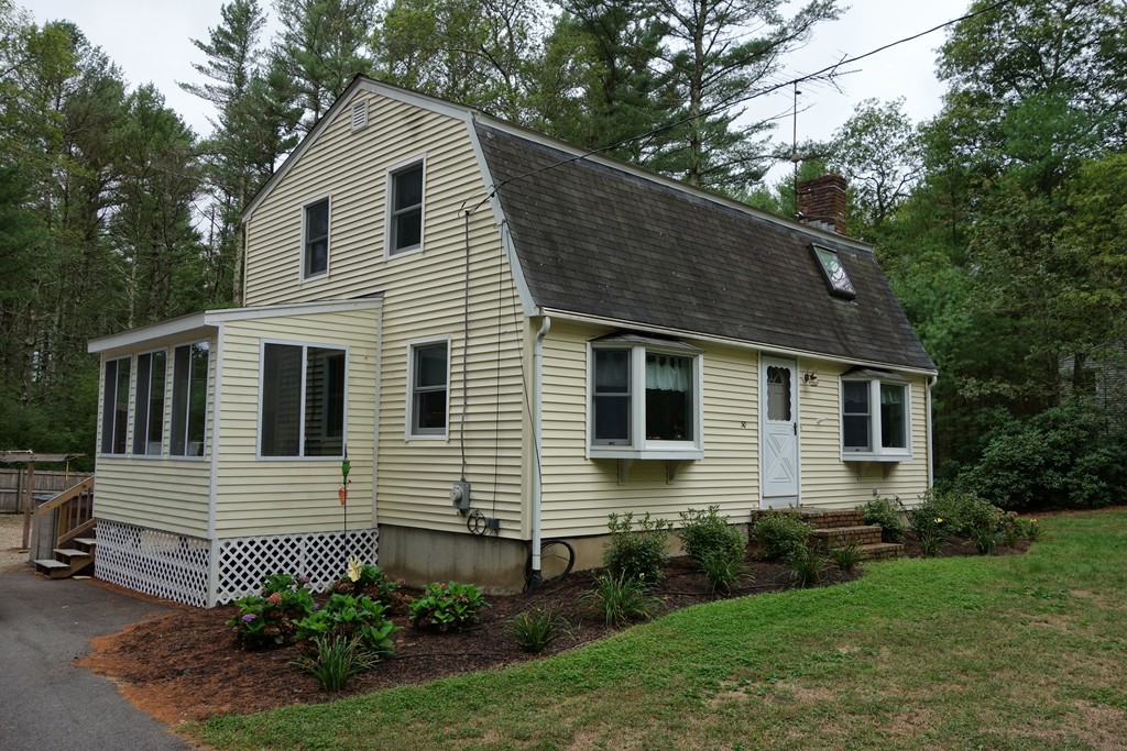30 Spring Street Plympton, MA 02367 - Photo 1 of 21 Gallery Image 1