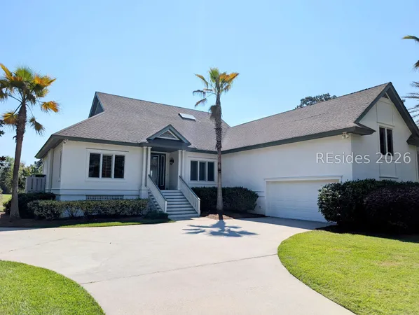 $995,000 | 272 Moss Creek Drive, Hilton Head Island, SC 29926