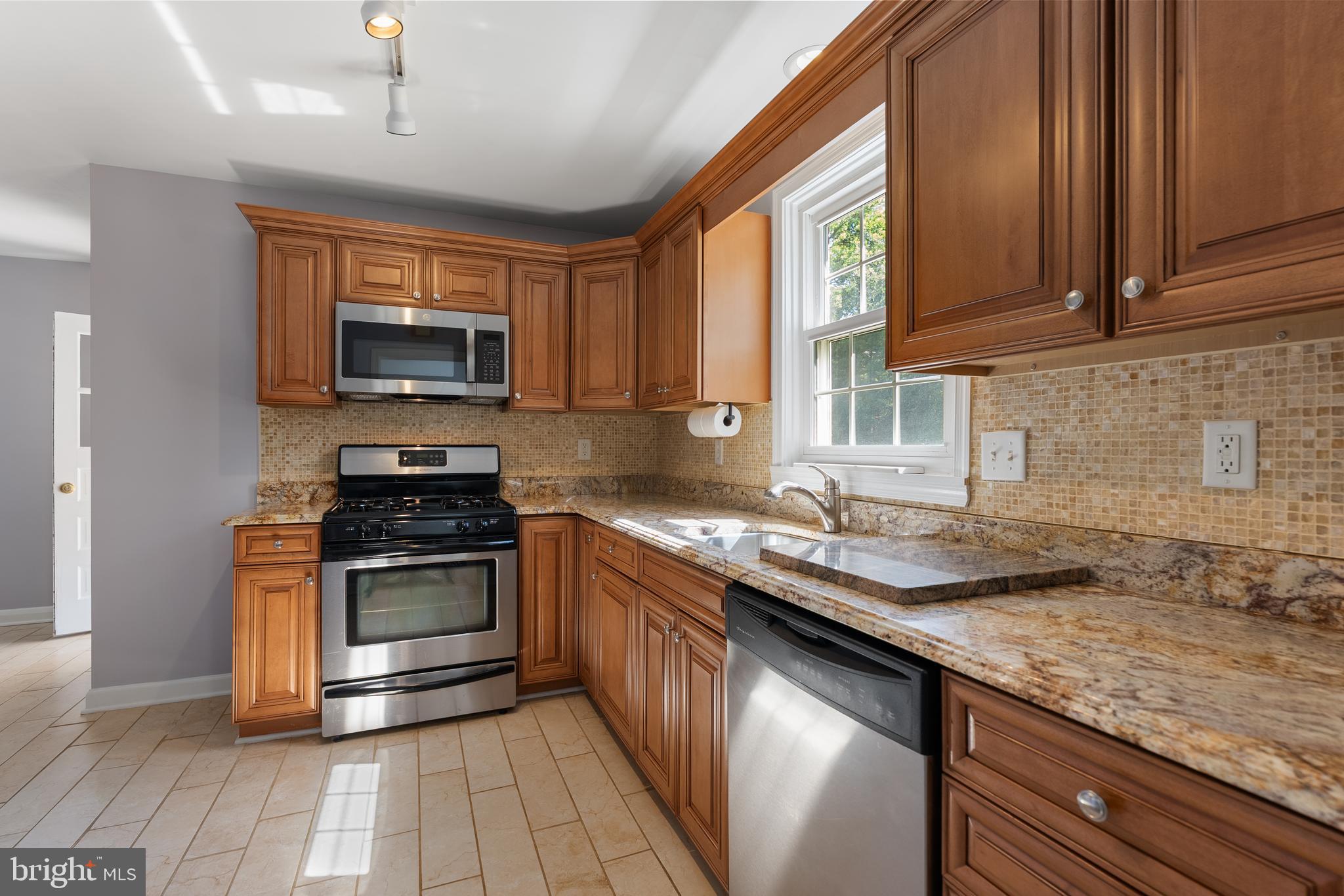 7919 Ruxway Road Baltimore, MD 21204 - Photo 20 of 39 Gallery Image 20