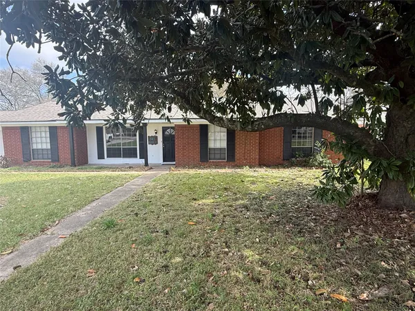 $1,800 | 141 Slade Street, Coldspring, TX 77331