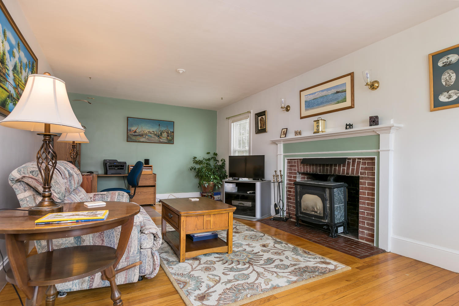 974 Shore Road Cape Elizabeth, ME 04107 - Photo 7 of 57 974 Shore Rd Cape Elizabeth ME-large-007