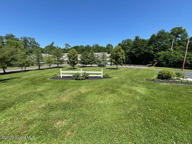 76 Putnam Road Rotterdam, NY 12306 - Photo 14 of 61 IMG_9052