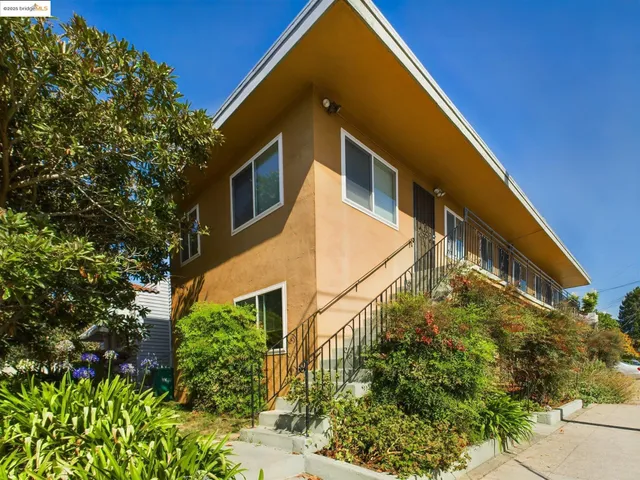 $1,625 | 3811 Opal Street, Oakland, CA 94609