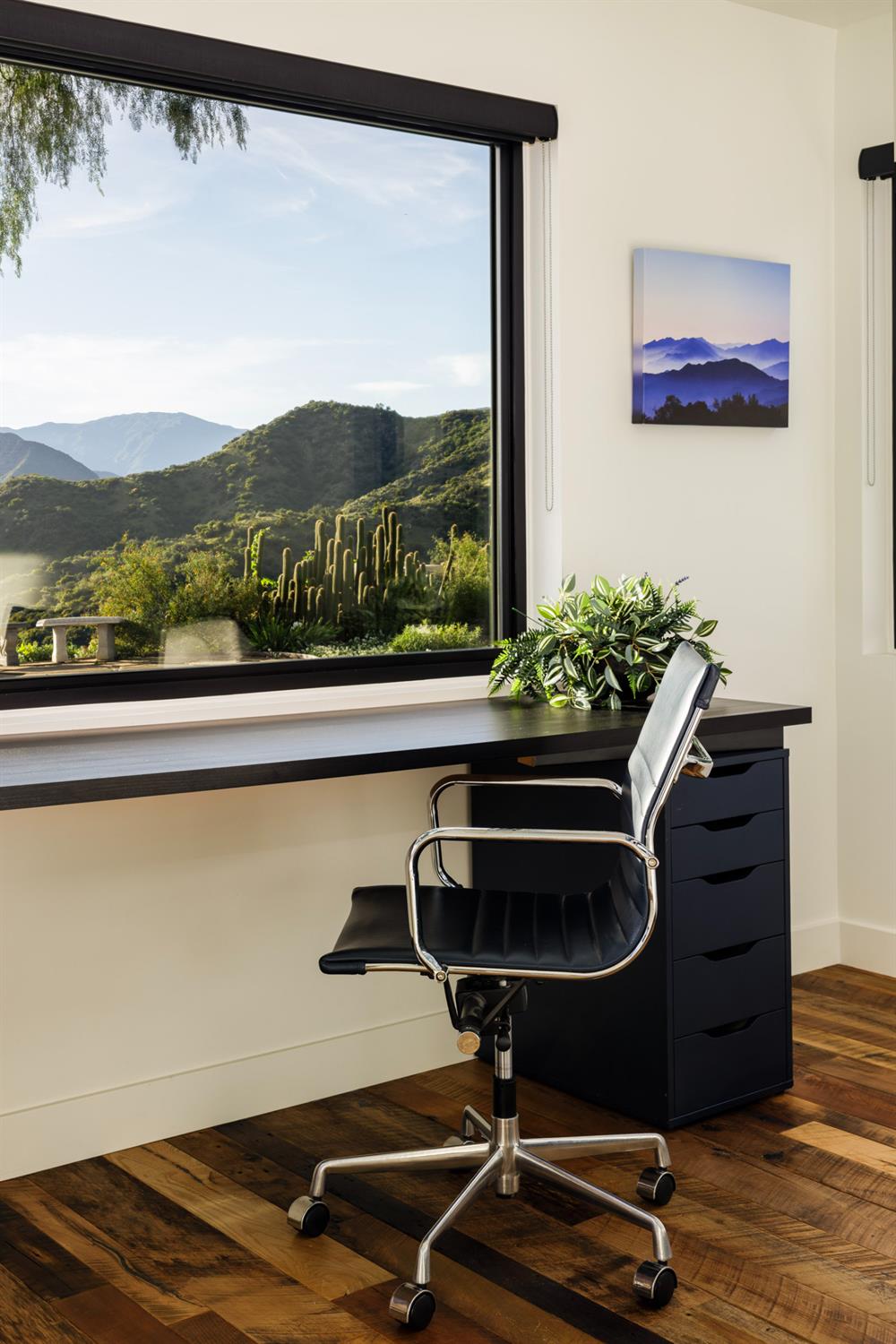1417 Foothill Road Ojai, CA 93023 - Photo 27 of 41 a room with furniture and view