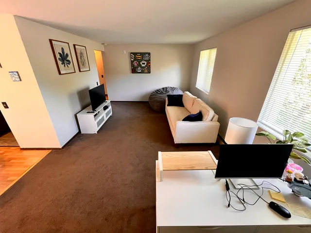 $1,150 | 2118 Red Arrow Trail, Fitchburg, WI 53711