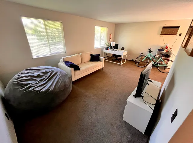 $1,150 | 2118 Red Arrow Trail, Fitchburg, WI 53711