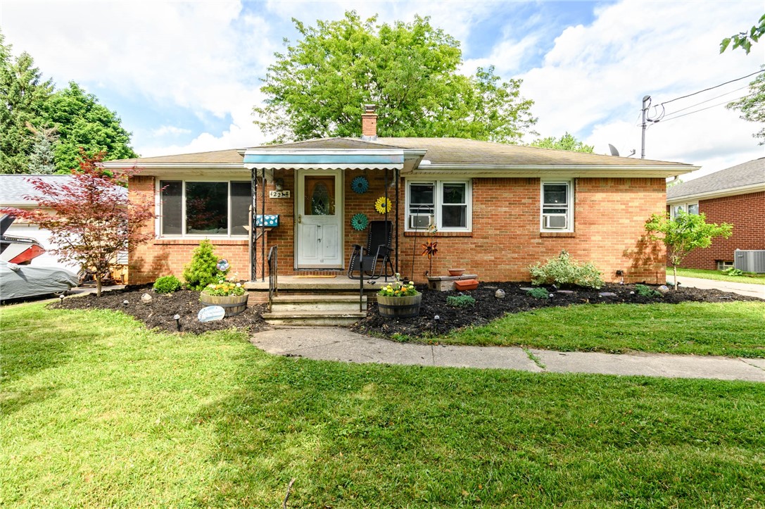 122 Brunswick Road Lancaster, NY 14043 - Photo 1 of 1 Gallery Image 1