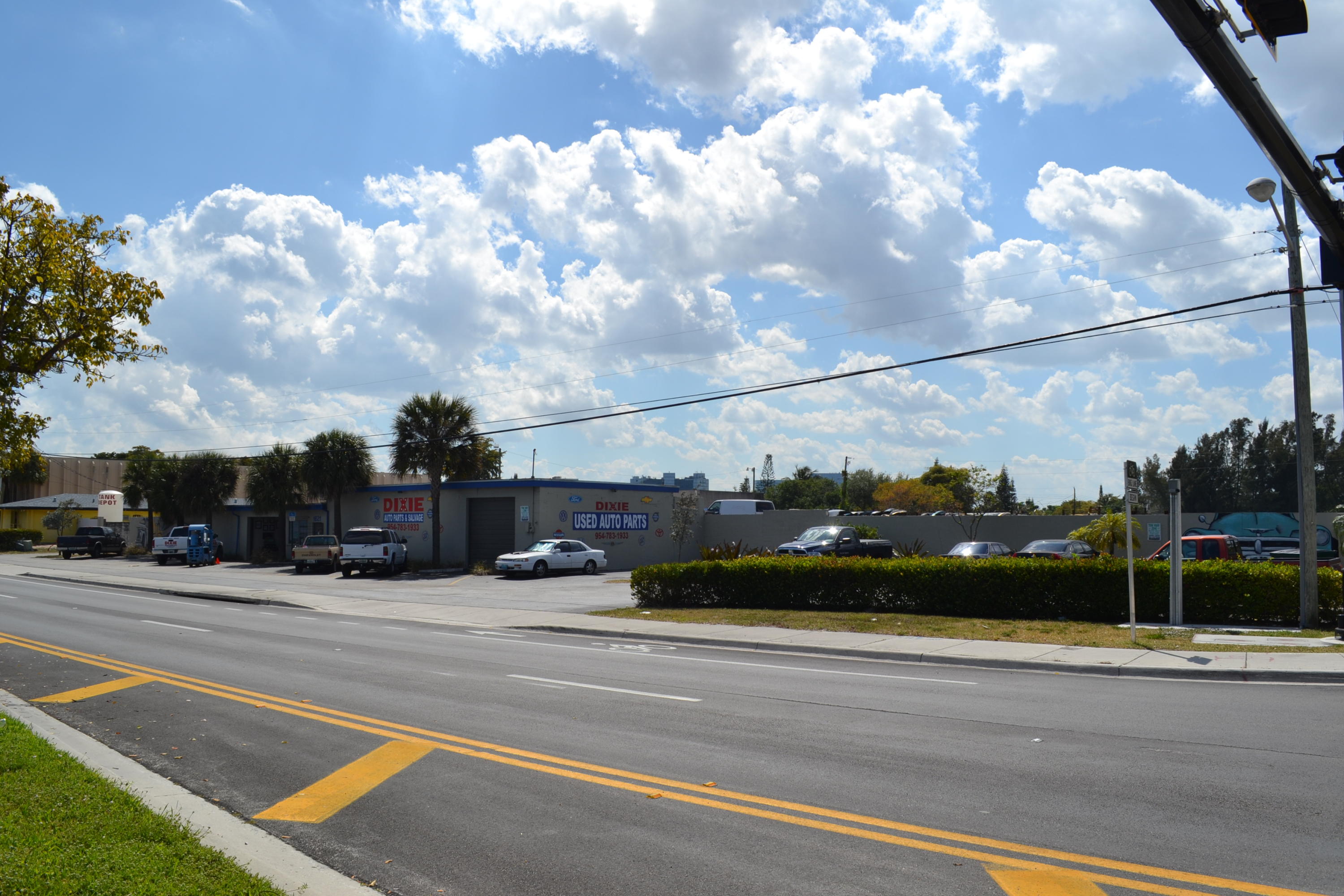 1621 South Dixie Highway Pompano Beach, FL 33060 - Photo 1 of 15 DSC_0346.JPG